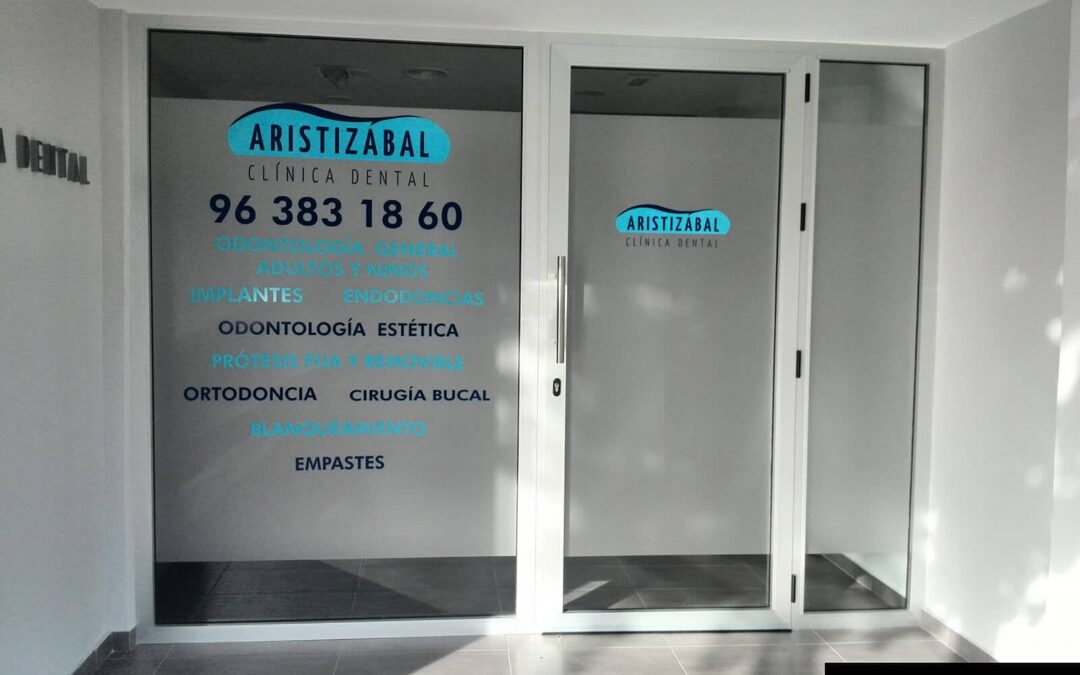 Clínica Aristizábal . Diseño de logotipos Logocrea®